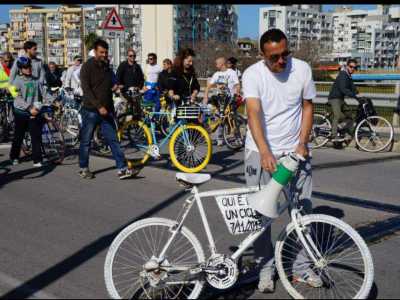 ...e pedalate pubbliche